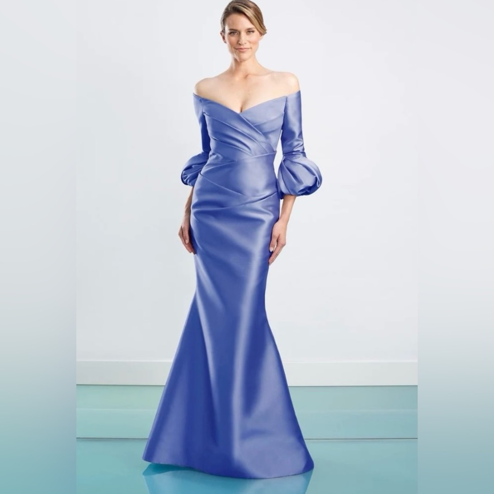 Daymor 1465 Gown